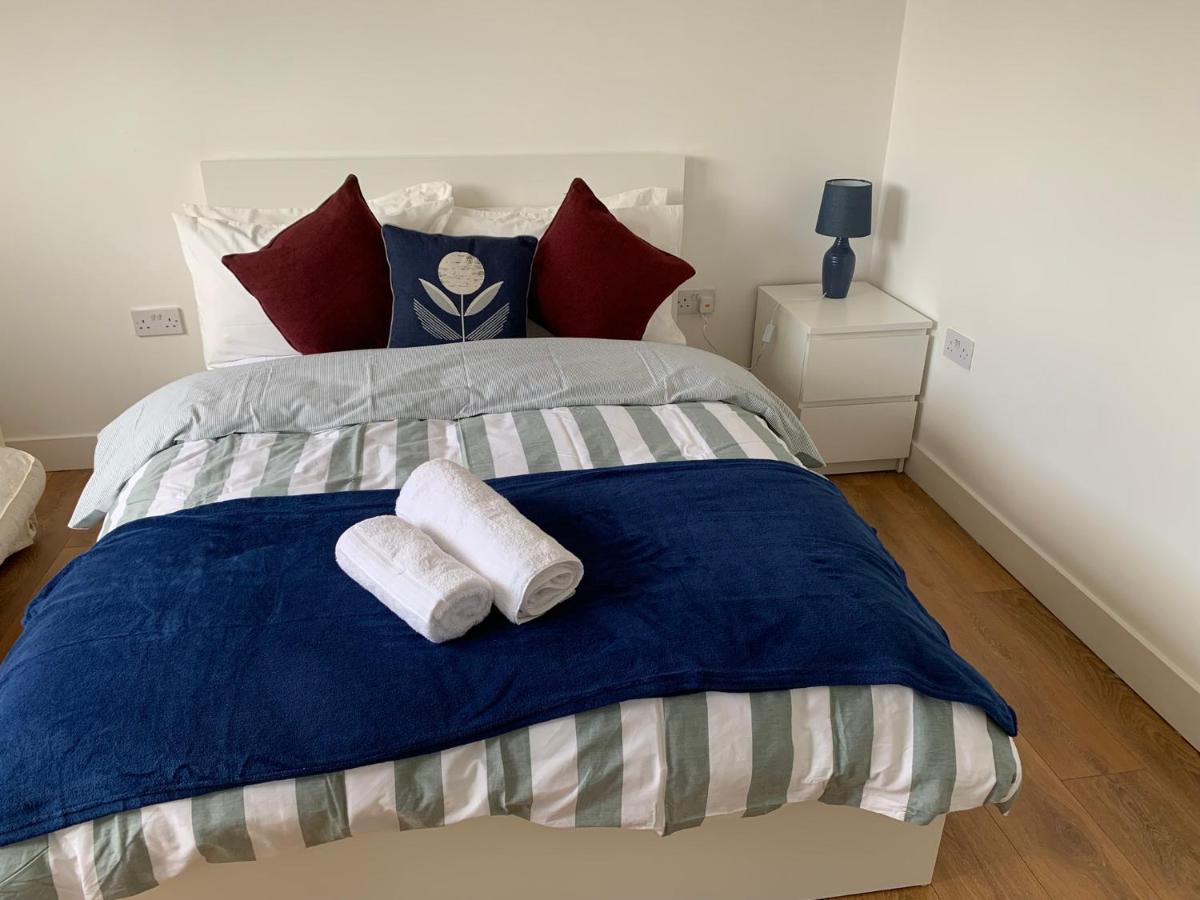 291 Barking Road Apartment Лондон Екстериор снимка